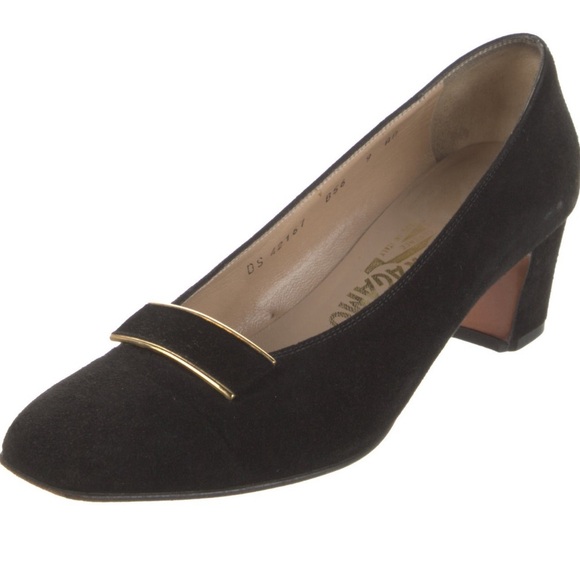 Salvatore Ferragamo Suede Pumps - Picture 4 of 7